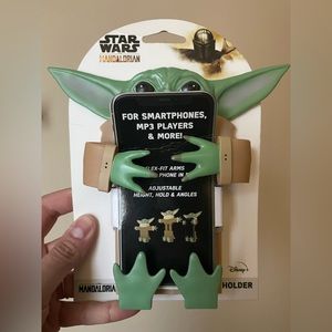 Yoda phone case with bendy arms